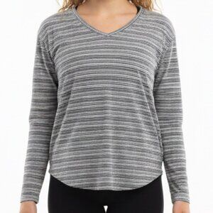 Athleta Momentum Striped Long Sleeve Top | Black & White | Women’s Medium